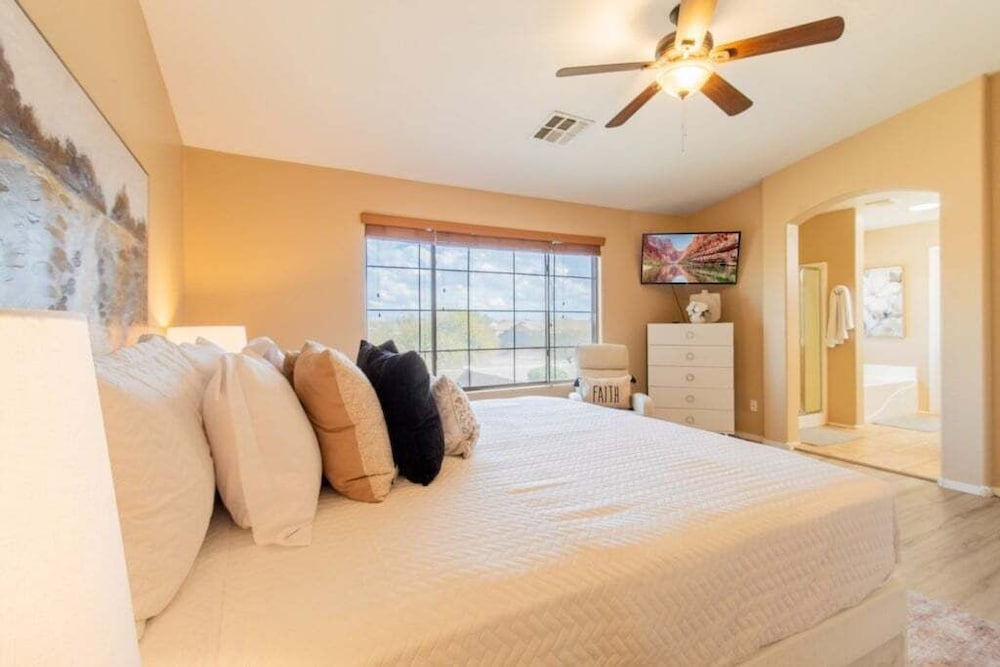 Casa Alessia 4br Home & Heated Pool 4 Bedroom Home