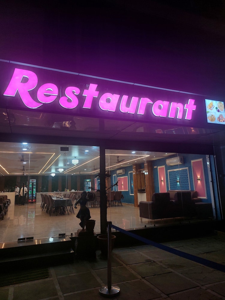 Hotel satyam