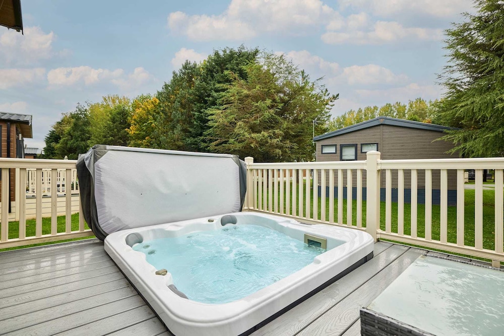 Host Stay Nightingale Lodge