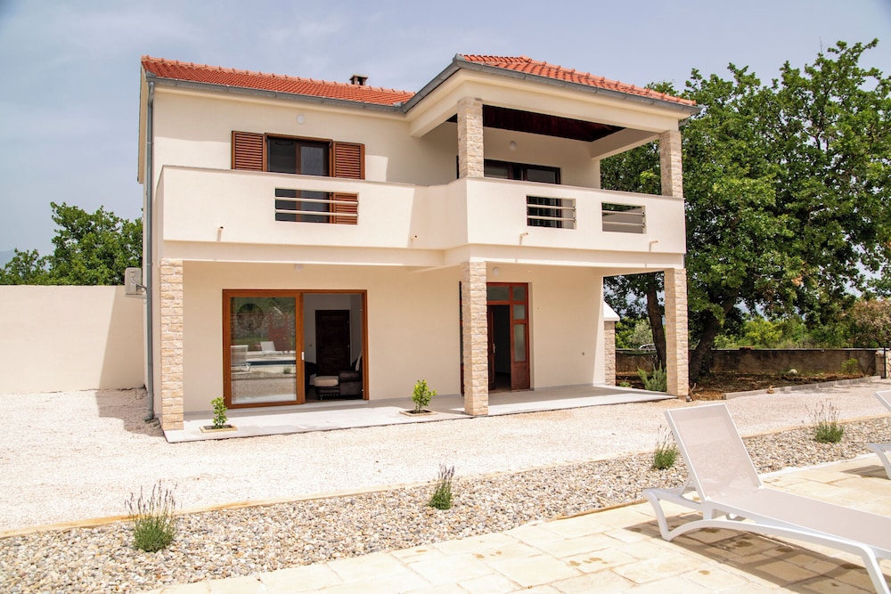 Villa Zen Garden