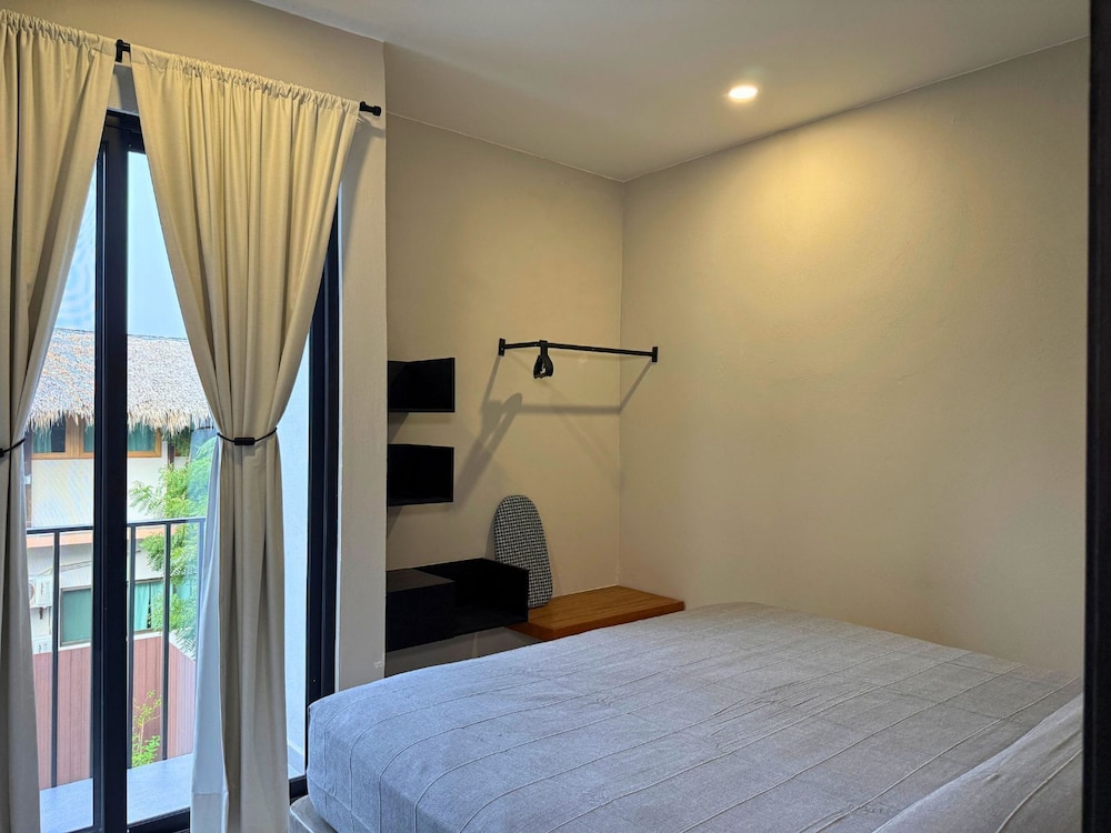 Rooms M