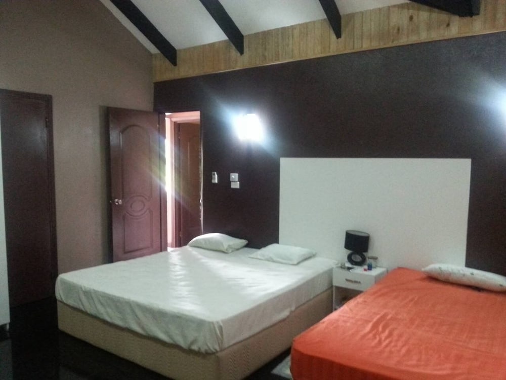 Marrs Villa - view 23