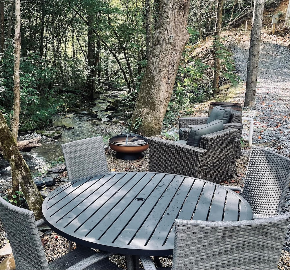 Moonshine Hollow Dome by Rafting