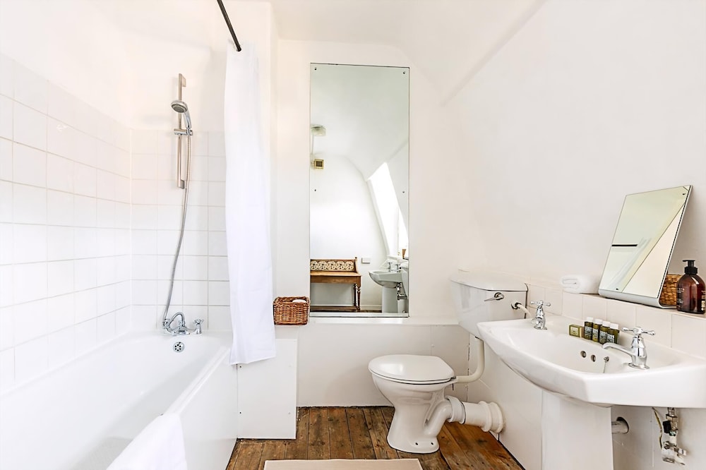 Sich - Warm & Inviting Flat by Liverpool Street