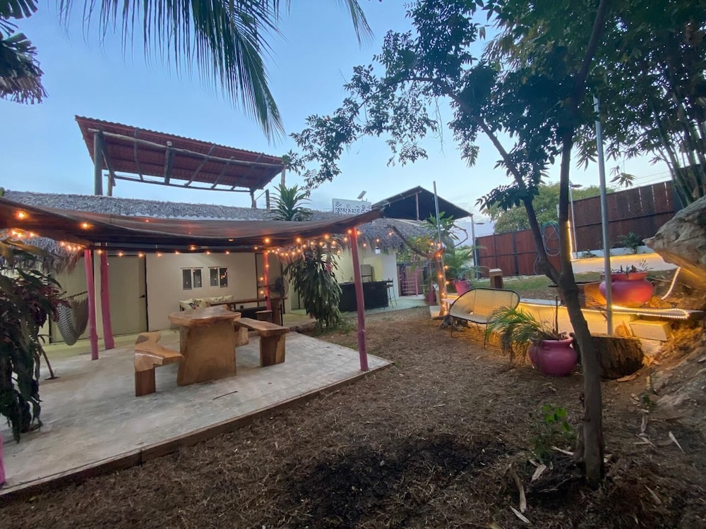 Casa Firefly