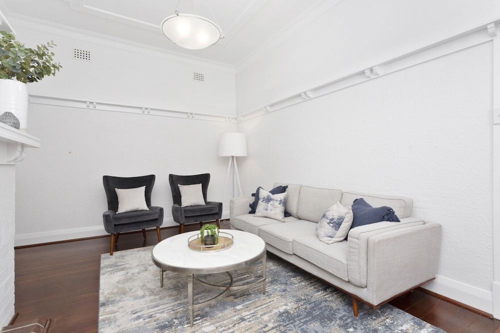 Elegant Art Semi Detached 2-bed Home