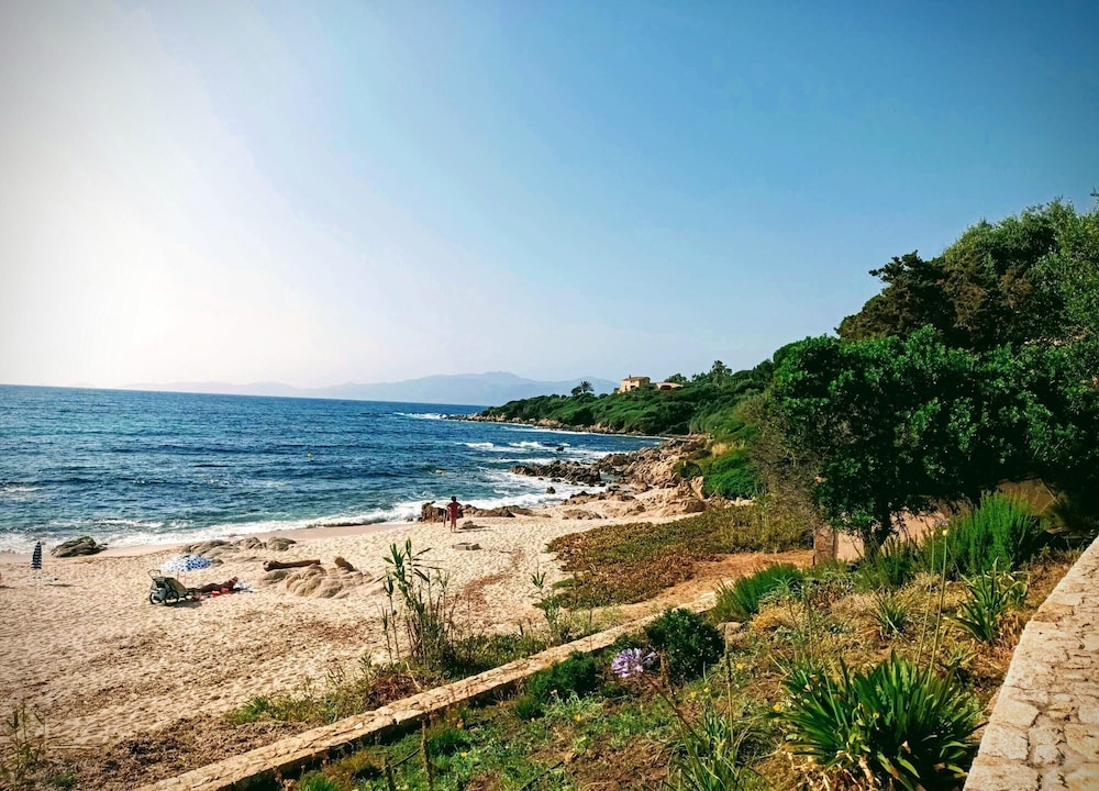 Chalet in Propriano Near Sandy Beaches