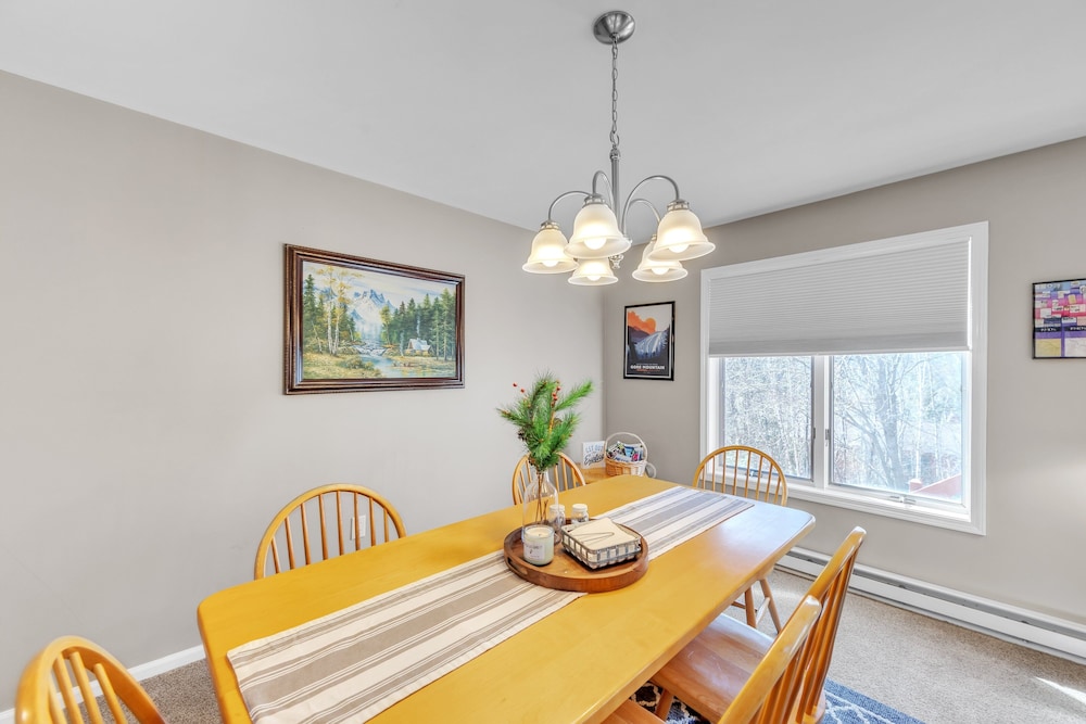 Fox Lair 29l - Cozy End Unit With Mountain Views 2 Bedroom Townhouse by The Summit at Gore Mountain