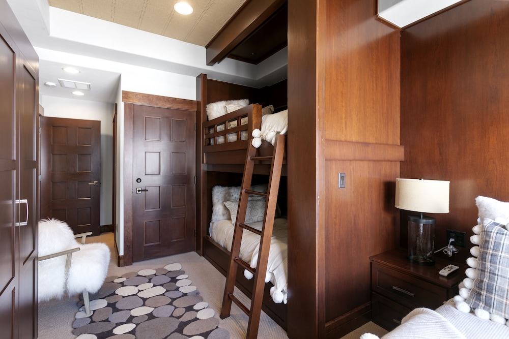 Flagstaff Lodge at Deer Valley Resort - Three Bedroom Residence #408 3 Condo