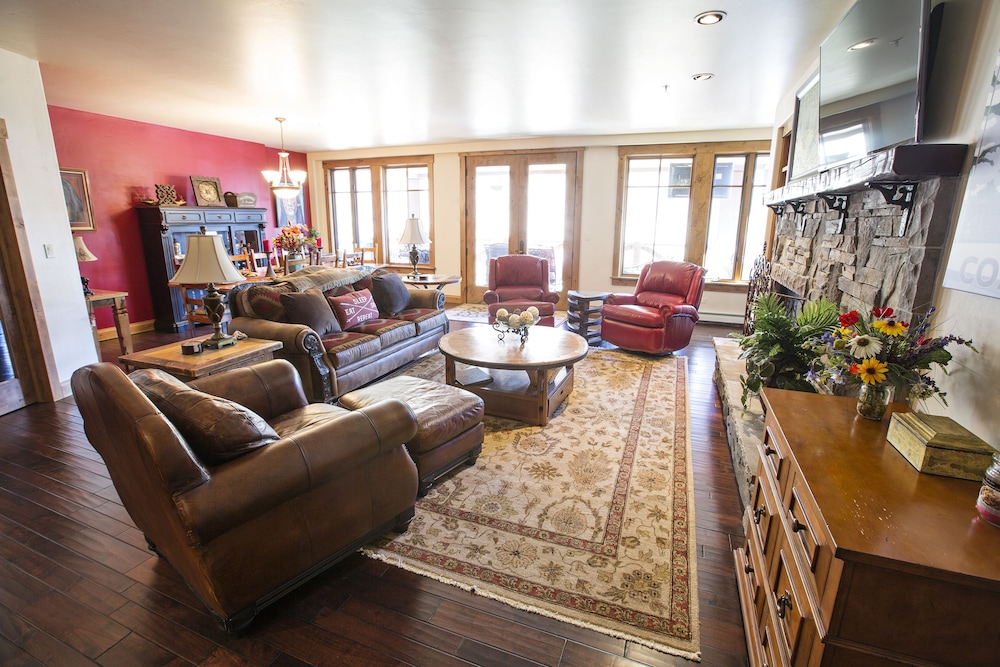 WestWall Lodge - Property Image 62