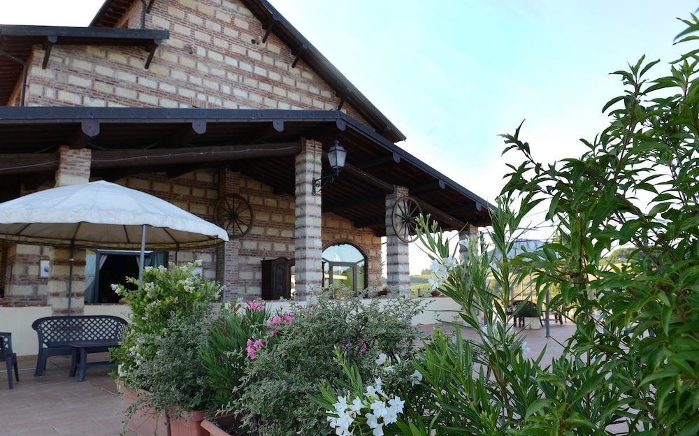 Monferrato Resort
