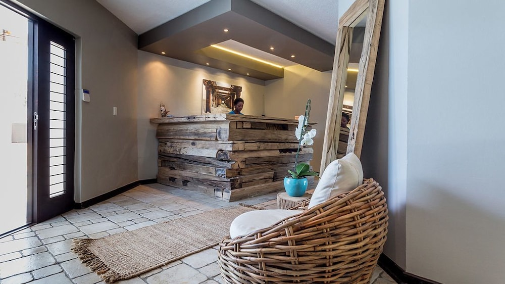 Driftwood Guesthouse