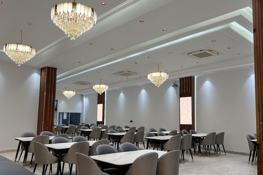 SS Hotel