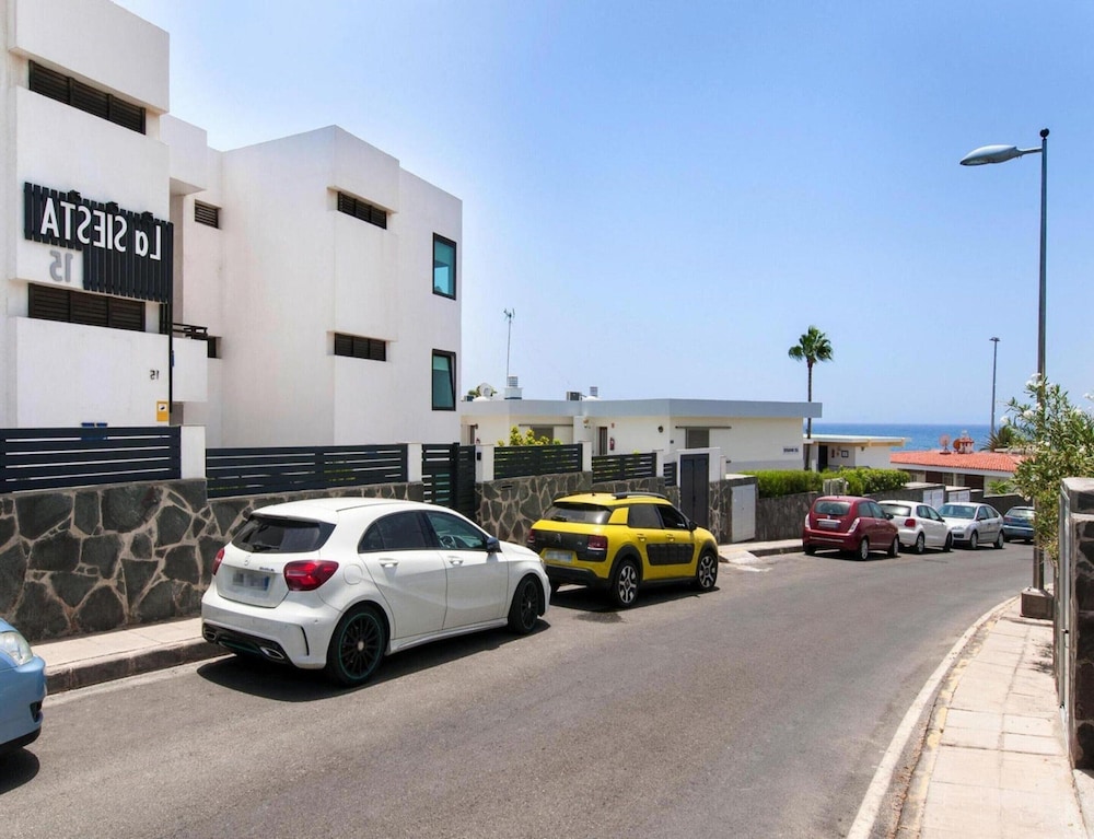 Modern Flat With Side sea View in San Augustin