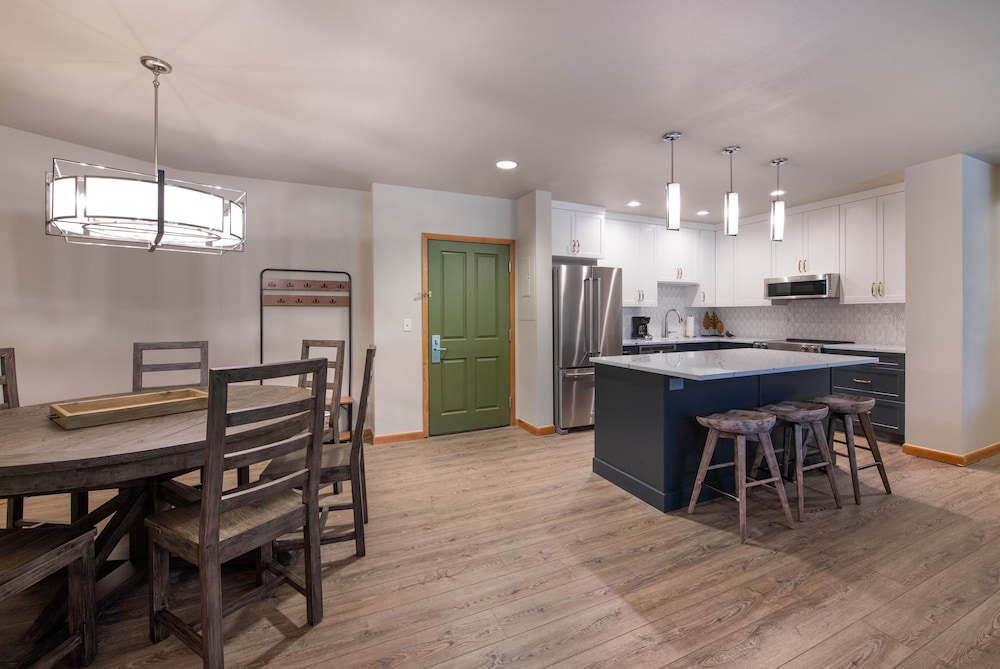 Winter Park CO Condos - Zephyr Mountain Lodge