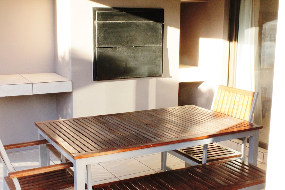 Moda Rossi, Langebaan 8-sleeper