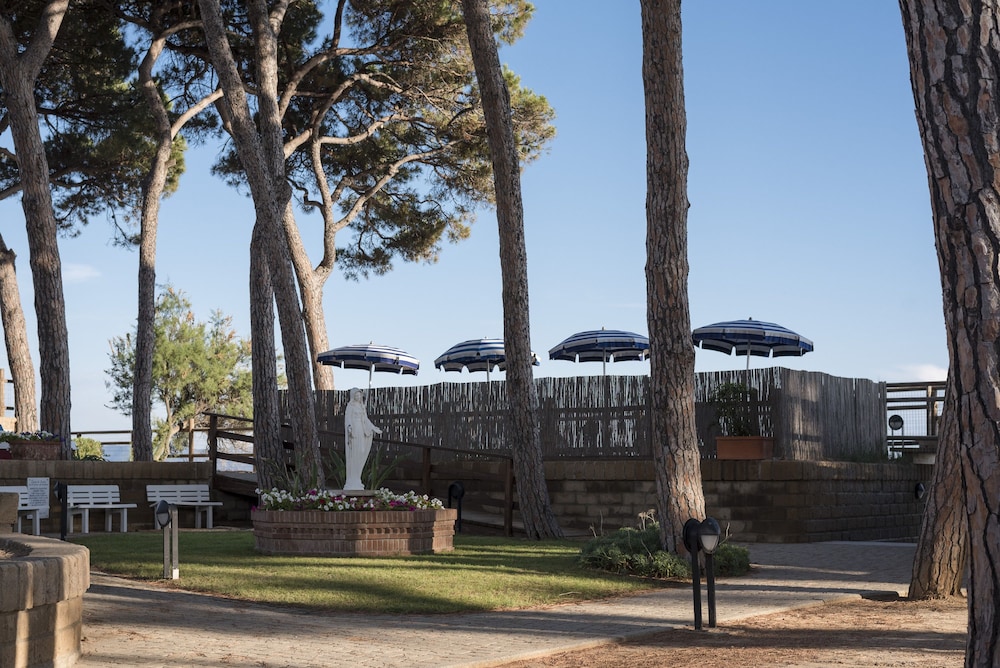 La Madonnina Village Resort