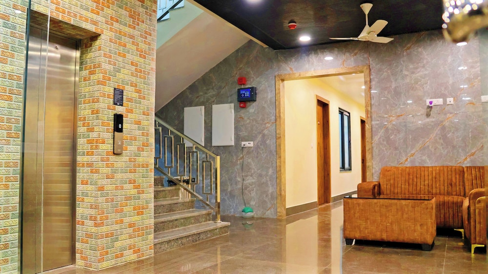 Hotel Tulsi Grand Inn