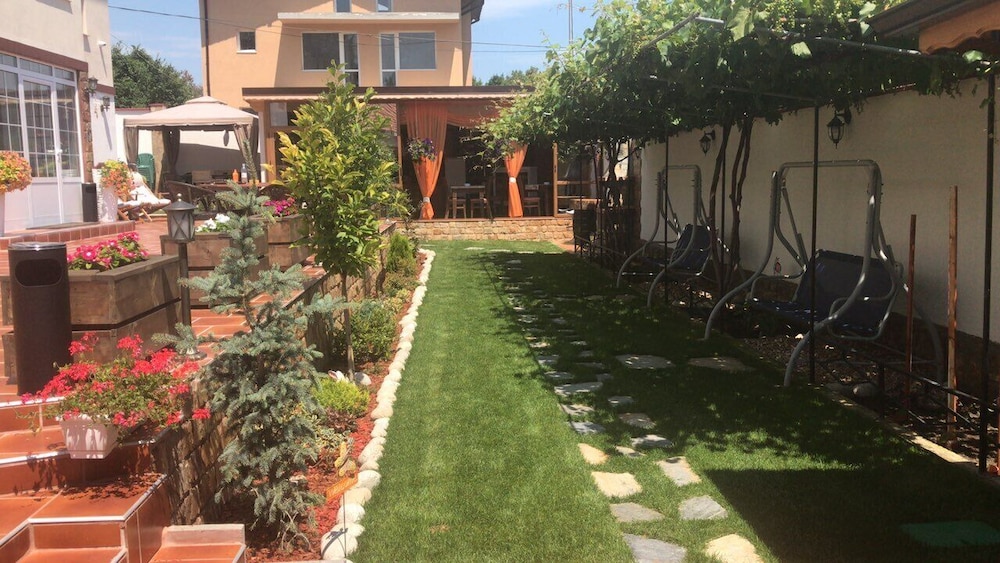 Aurora Guest House
