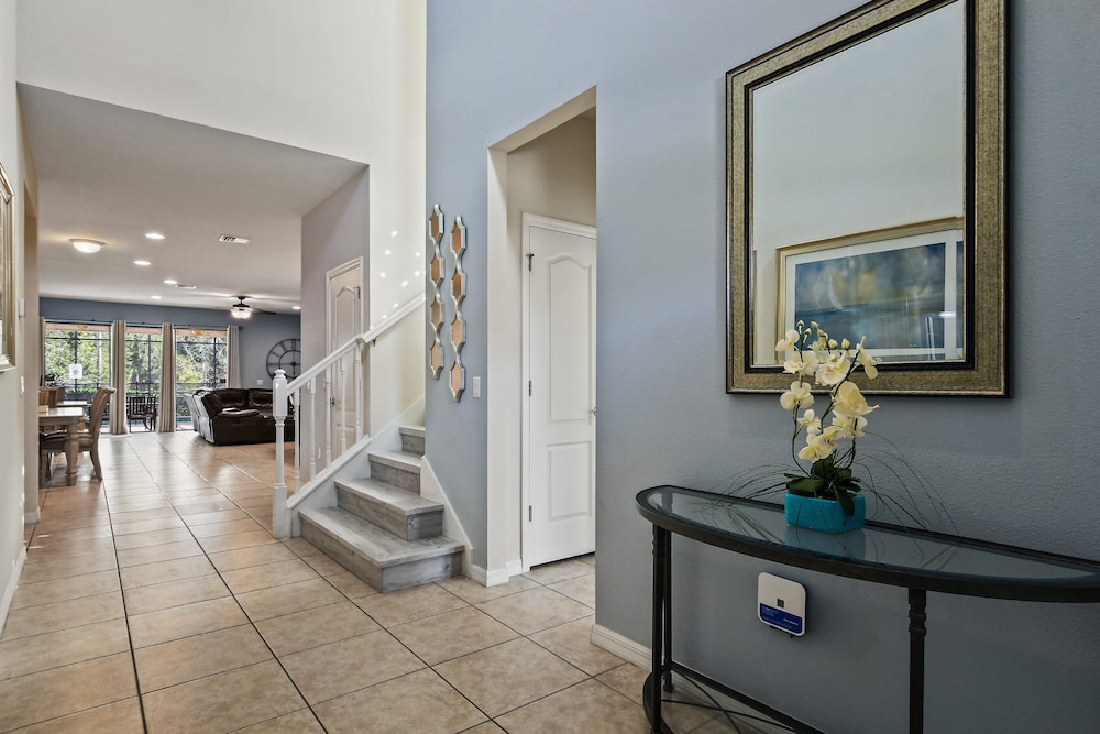 Ultimate 8BR Family Fun in Resort Near Disney!