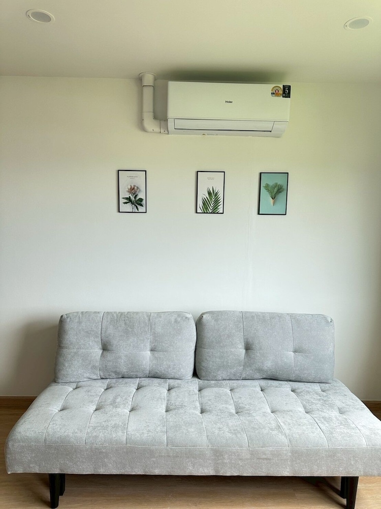 Hill Bay Suites