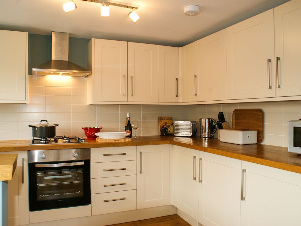 Mulberry Cottage view 4