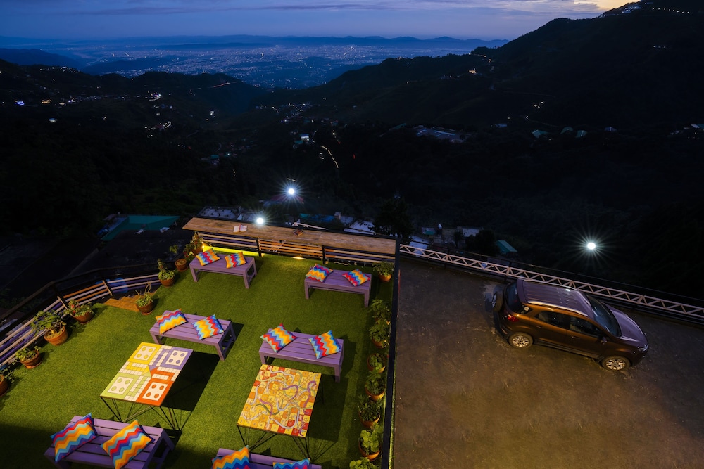 goSTOPS Mussoorie Library Road