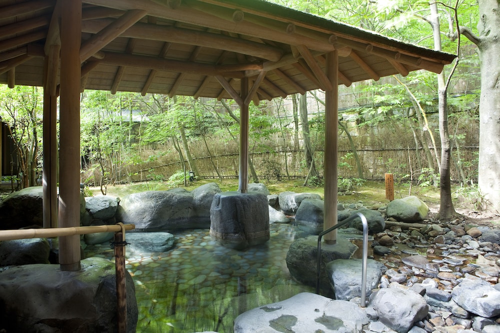 Nishimuraya Hotel Shogetsutei