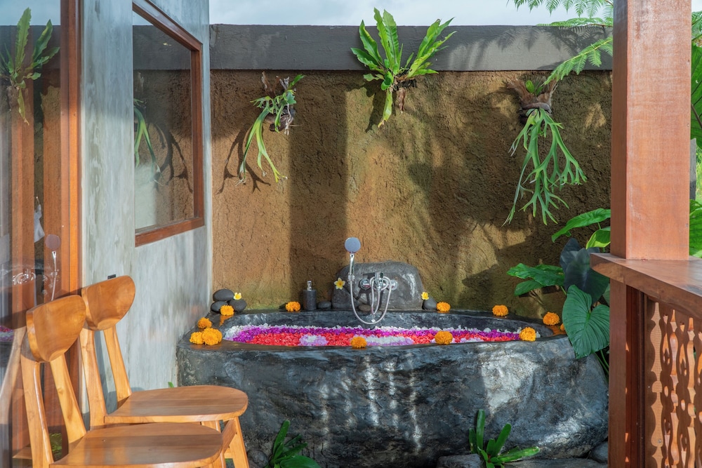 Seelong Villa Ubud by Dhananjaya Hospitality