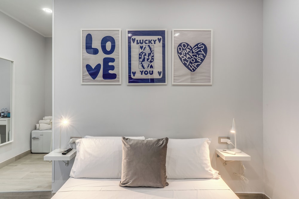 Marmolo Room