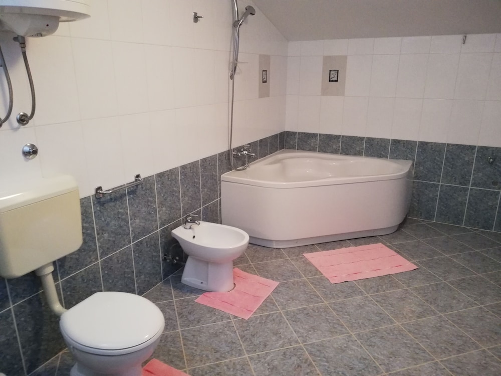 Villa Valeta 500 Meters From the Beach view 5