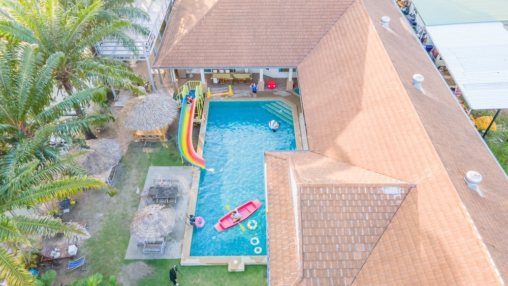Pool Villa for Families and Party