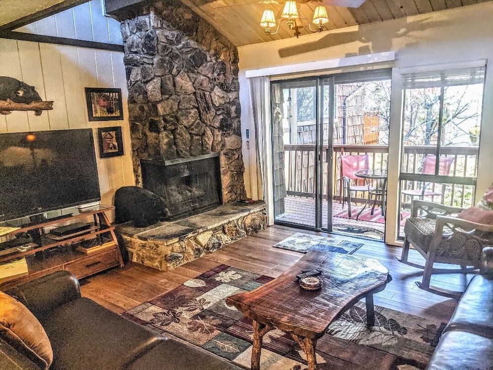 Snow Summit Townhouse Rentals & Sales