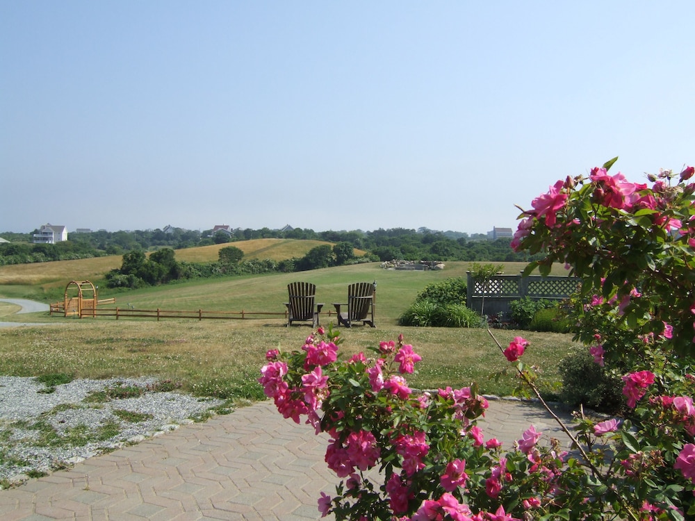 Rose Farm Inn