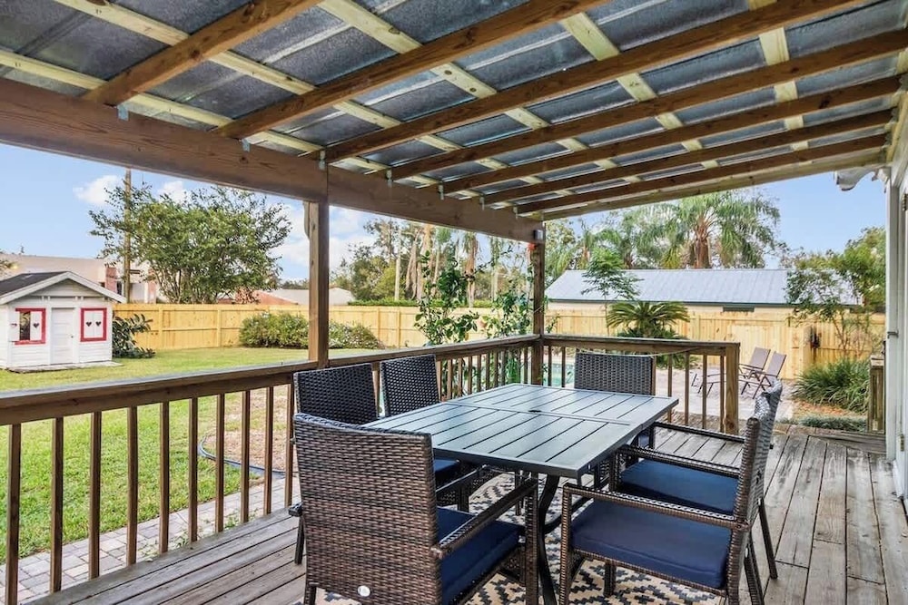 4 Bedroom Historic House, Pool, Downtown Dade City