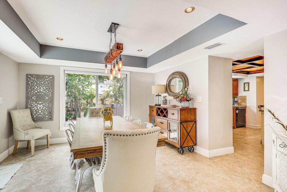 Sun-soaked Pompano Beach Home w/ Private Pool!