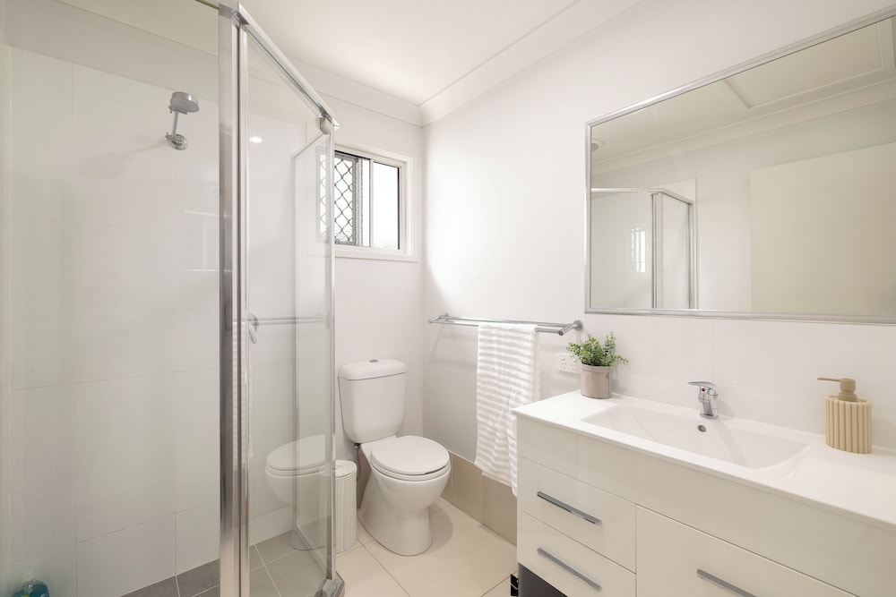 Smart Suites Self Check-in Apartments - 35 Freney