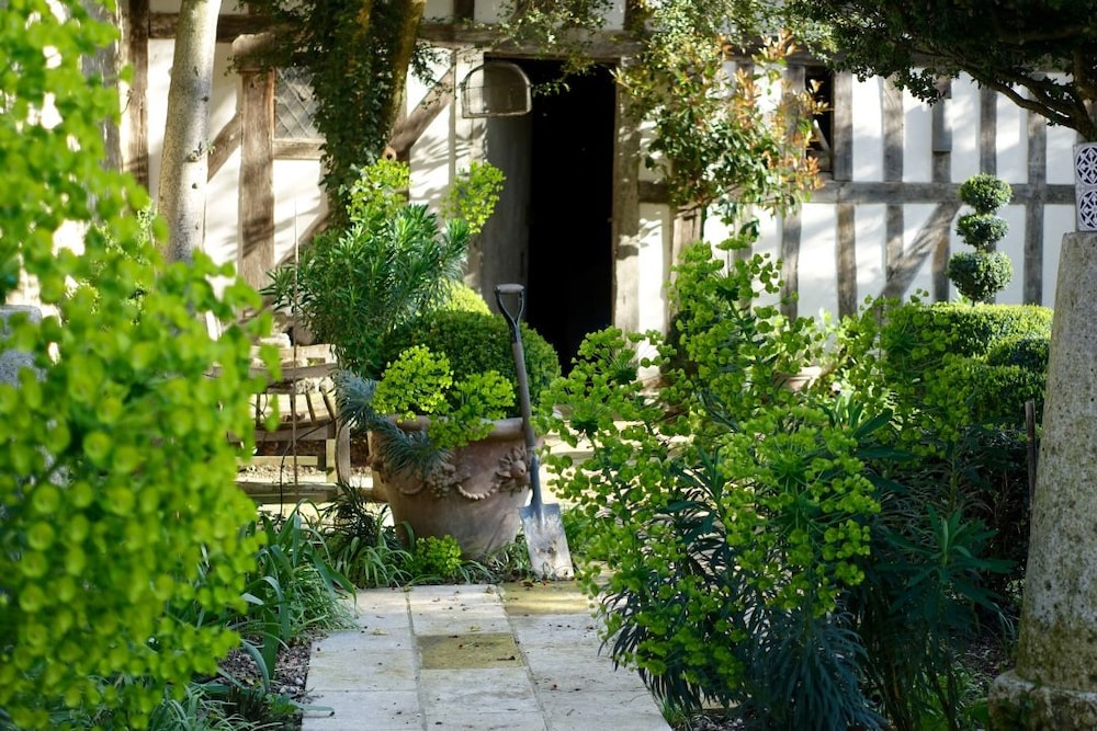 Le Jardin de la Cathédrale