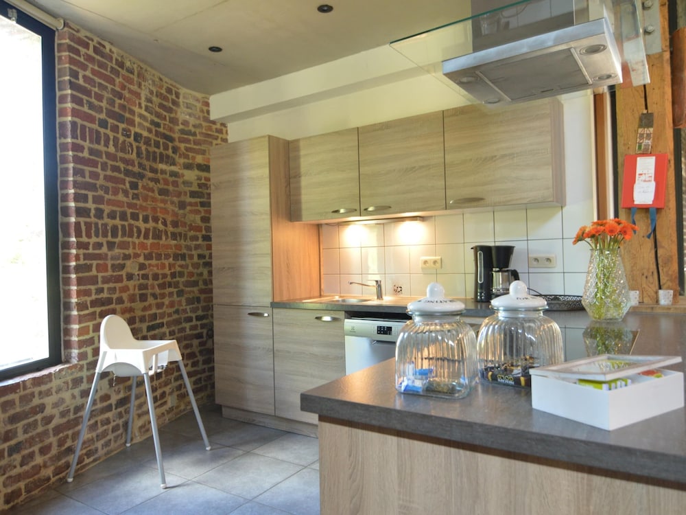 Teuven Farmhouse for 24 Guests view 3