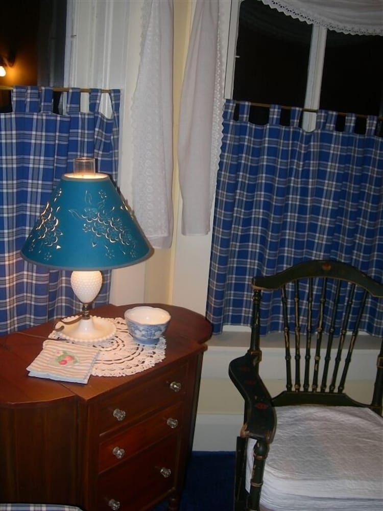 Strawberry Farm Bed & Breakfast