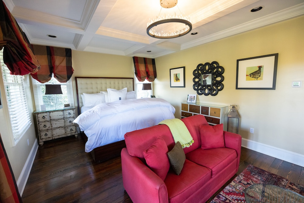 Inn at Willow Grove