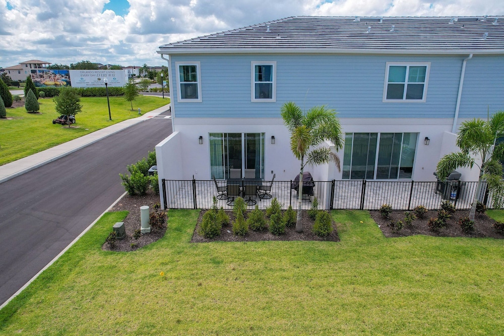 Reunion 3BR Villa Near Disney + Pool Access