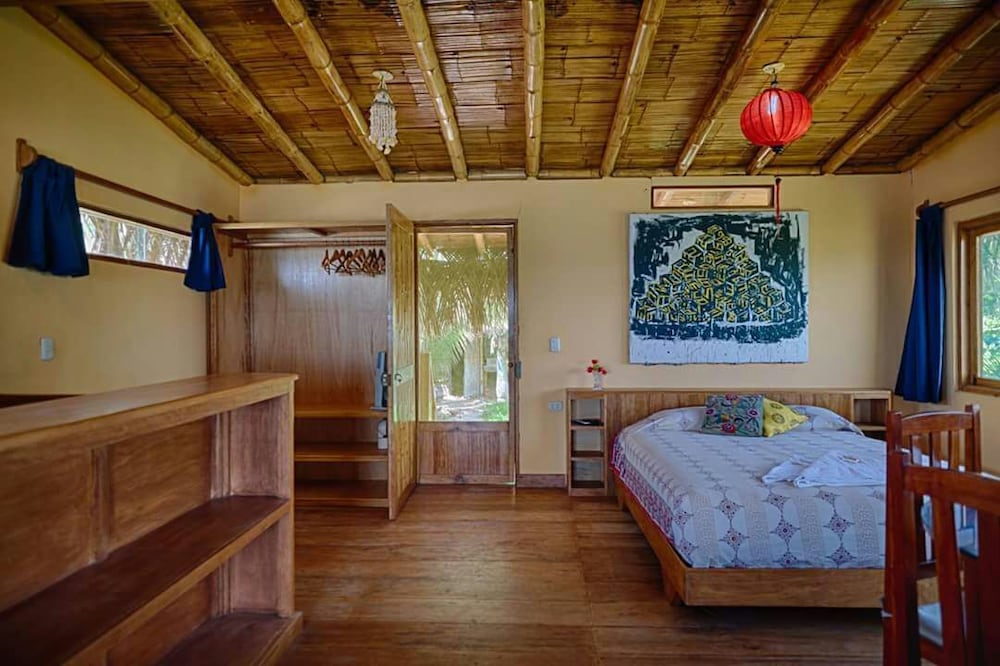El Destino Casas y Bungalows Vichayito