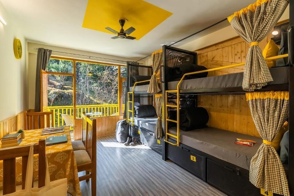 The Hosteller Manali, Old Manali