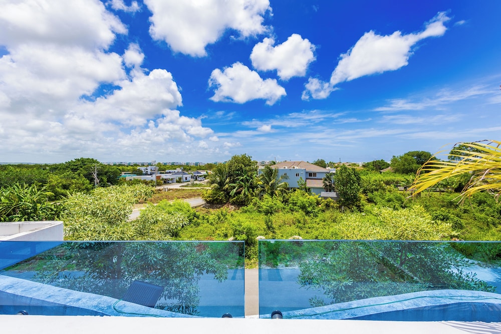 Drake Villa 5