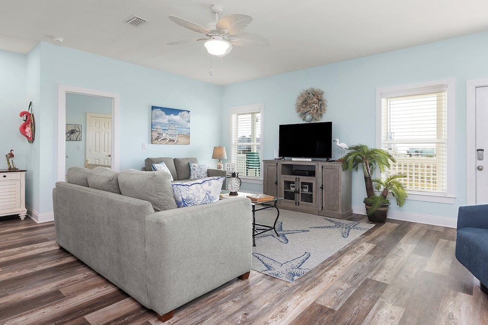 Living The Dream by Southern Vacation Rentals