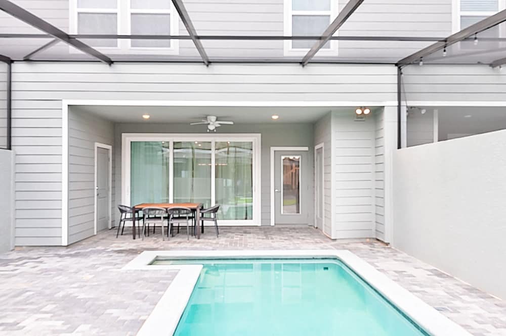 1177 Fantastic Family Home for Your Vacation