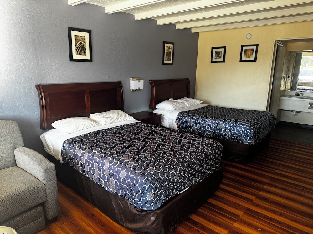 Visitors Inn