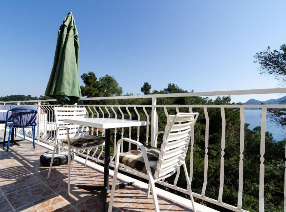 Guest House Sobra 38