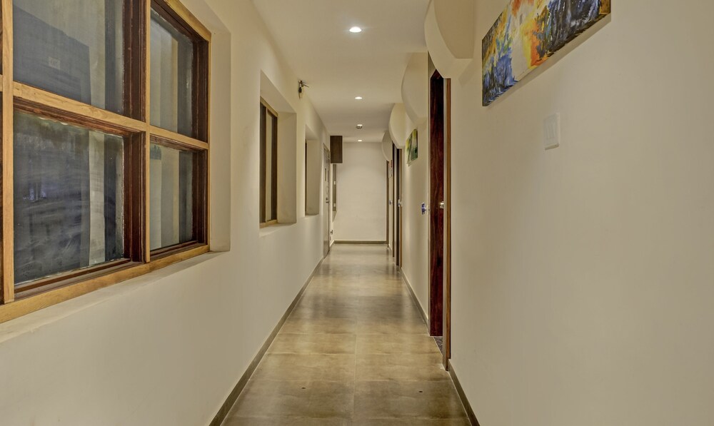 Treebo Trend Hotel Dua Continental view 3